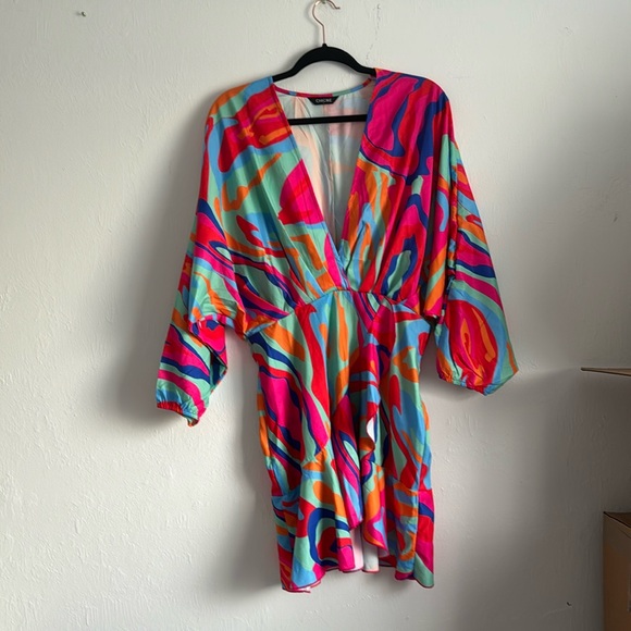 closetofablonde Dresses & Skirts - Color stunning dress